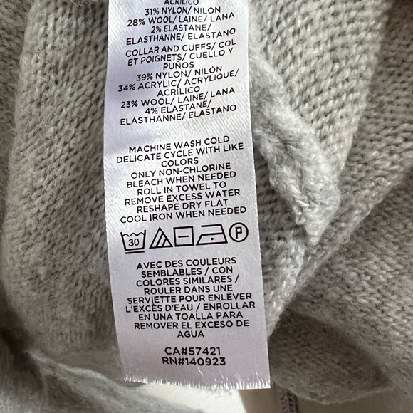 Loft mock turtleneck sweater size small - Picture 10 of 10